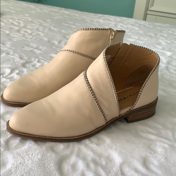 Brand New Lucky Brand Prucella Bootie - Picture 2 of 3